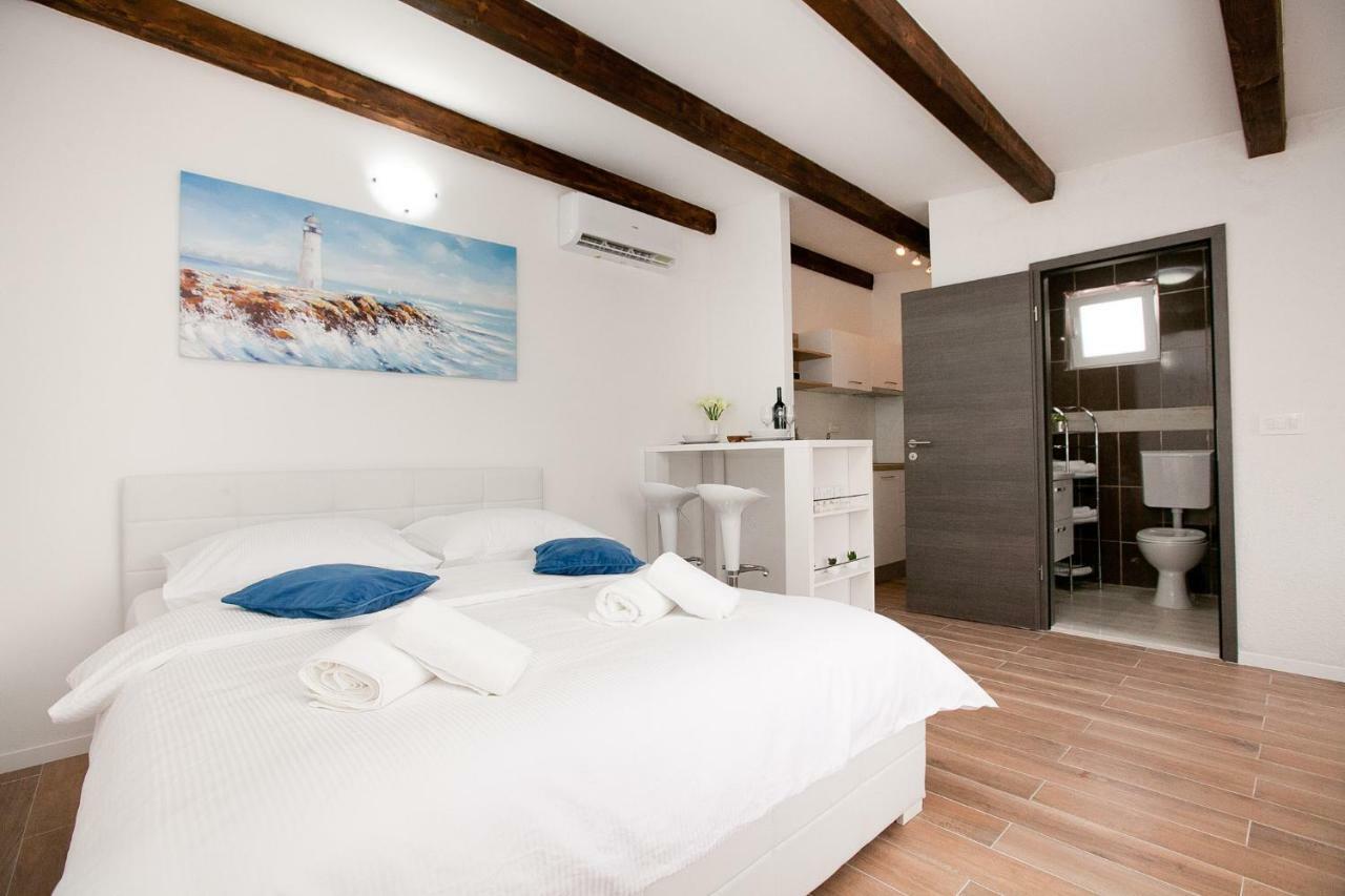 Studio Apartments Tara Zadar Exterior foto